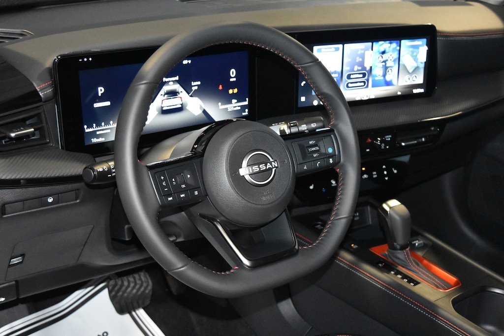 New 2026 Nissan Kicks SR SUV