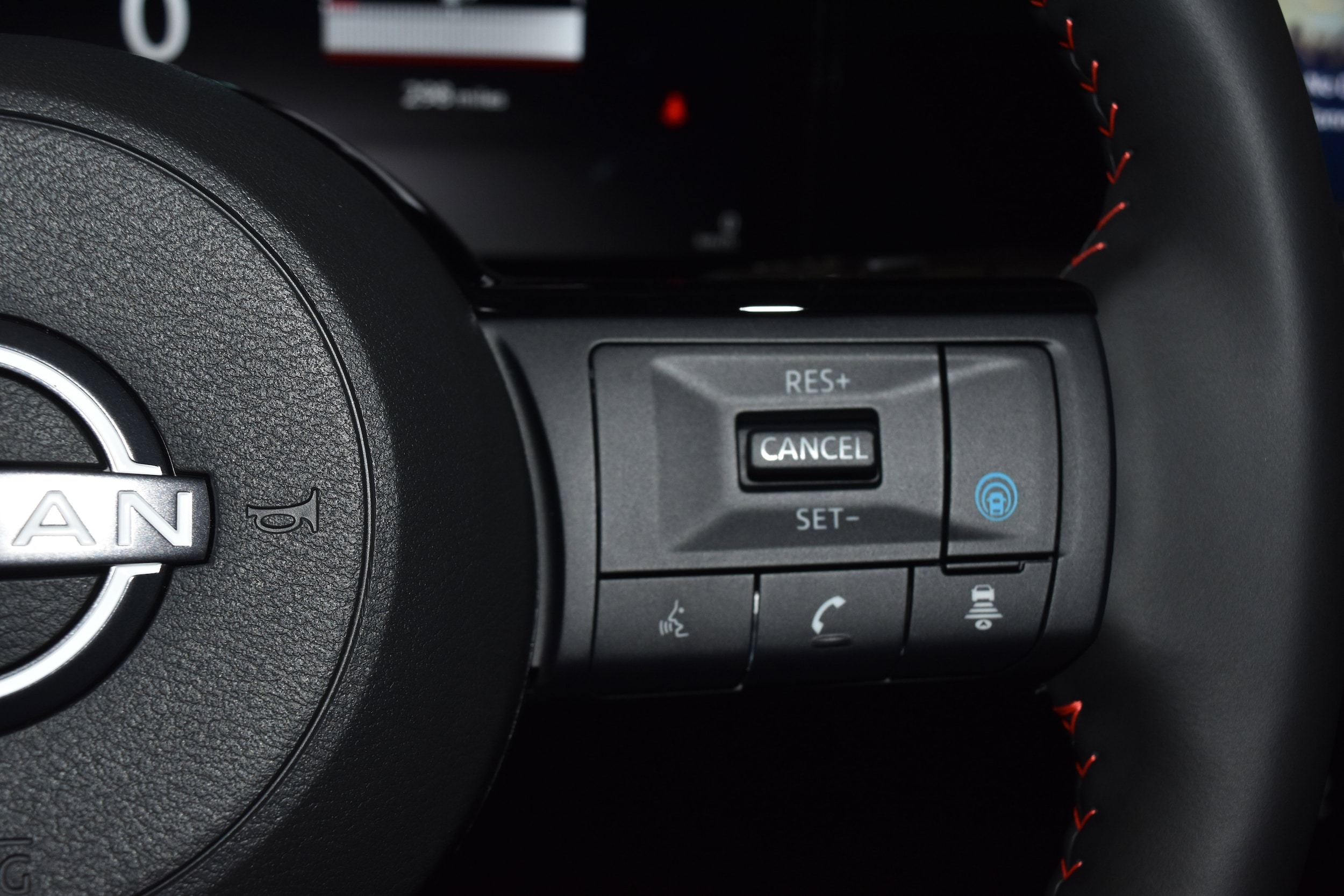 2026 Nissan KICKS SR AWD - Photo 7