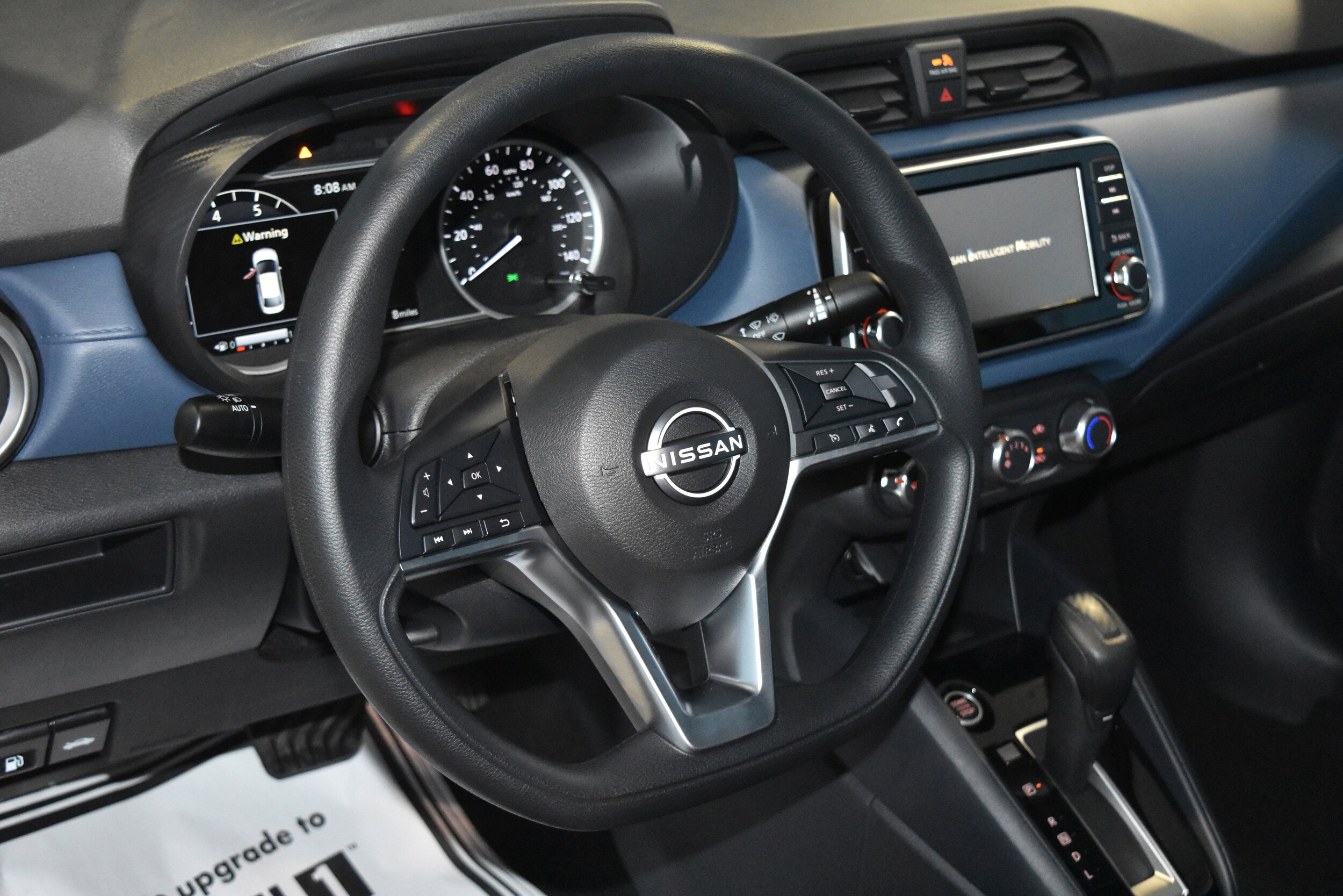 2025 Nissan Versa 1.6 SV photo 2