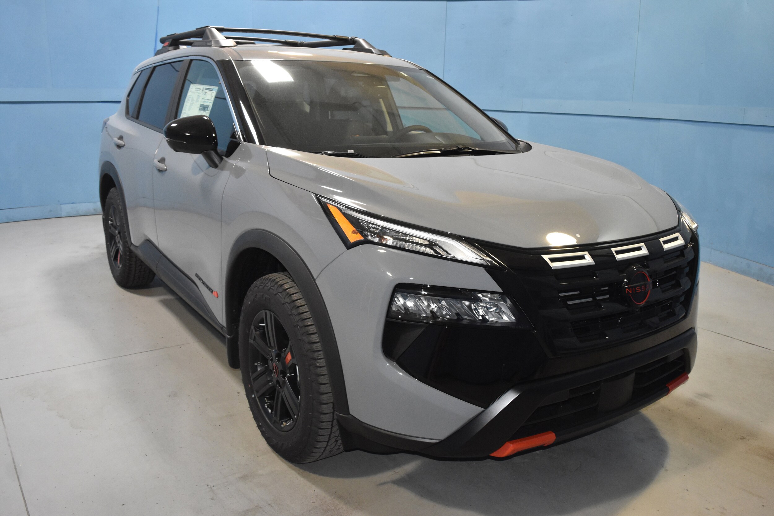 2026 Nissan Rogue SV photo 2