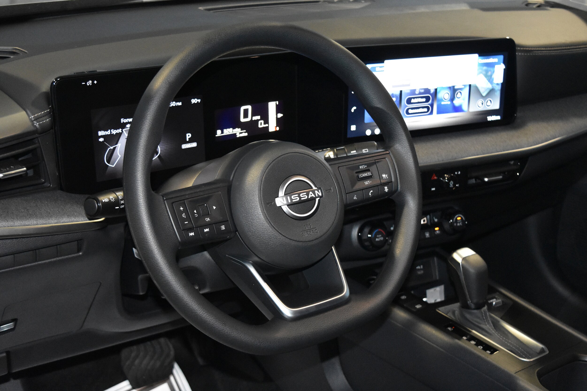 2026 Nissan Kicks SV photo 3