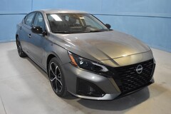 2025 Nissan Altima SR Sedan