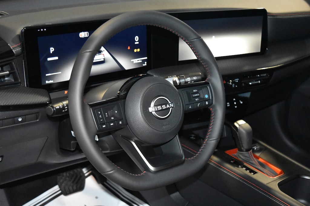 New 2026 Nissan Kicks SR SUV