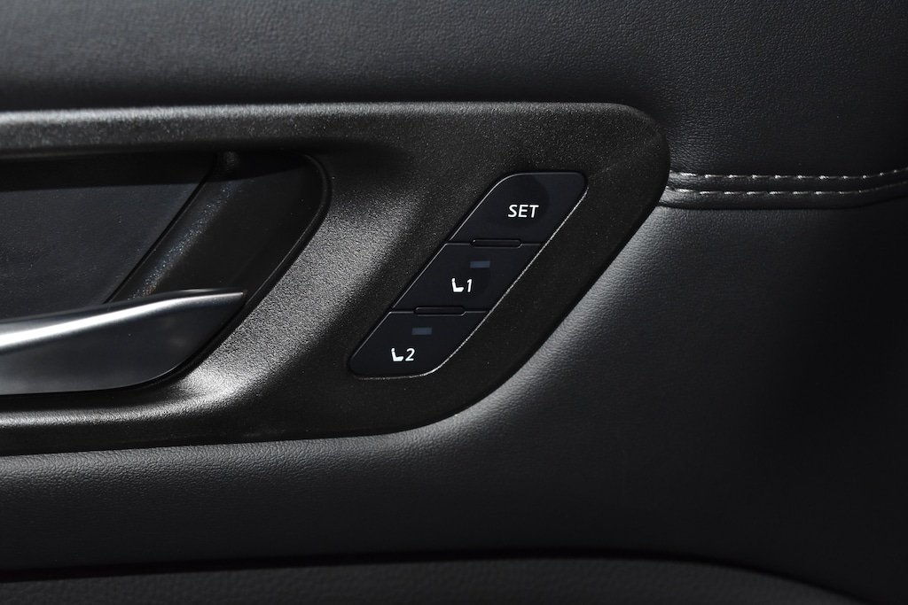 New 2026 Nissan Pathfinder Platinum SUV