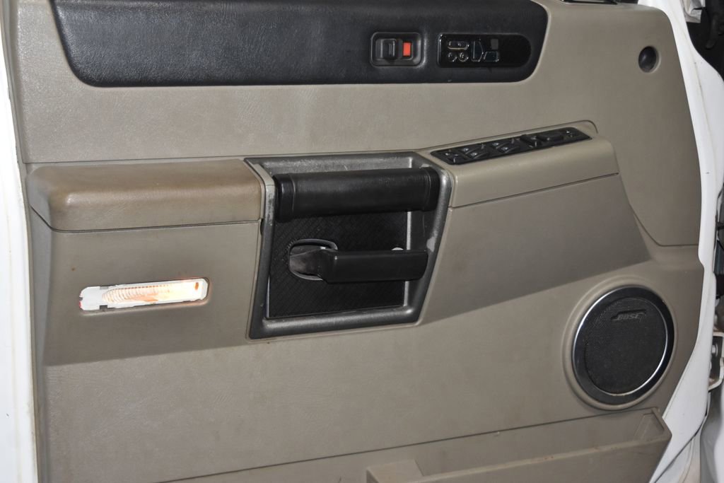 2003 Hummer H2 Base photo 3