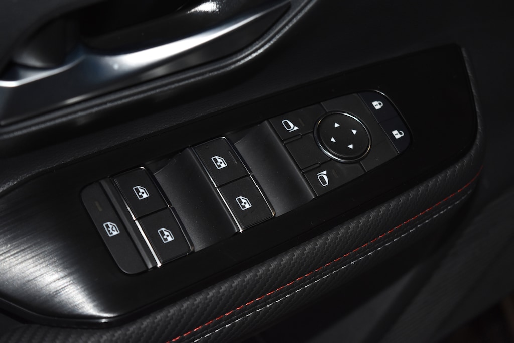 New 2026 Nissan Kicks SR SUV