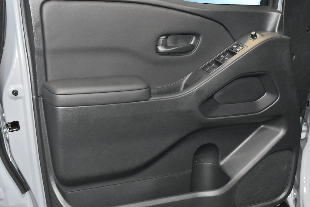 New 2026 Nissan Frontier SV Truck Crew Cab