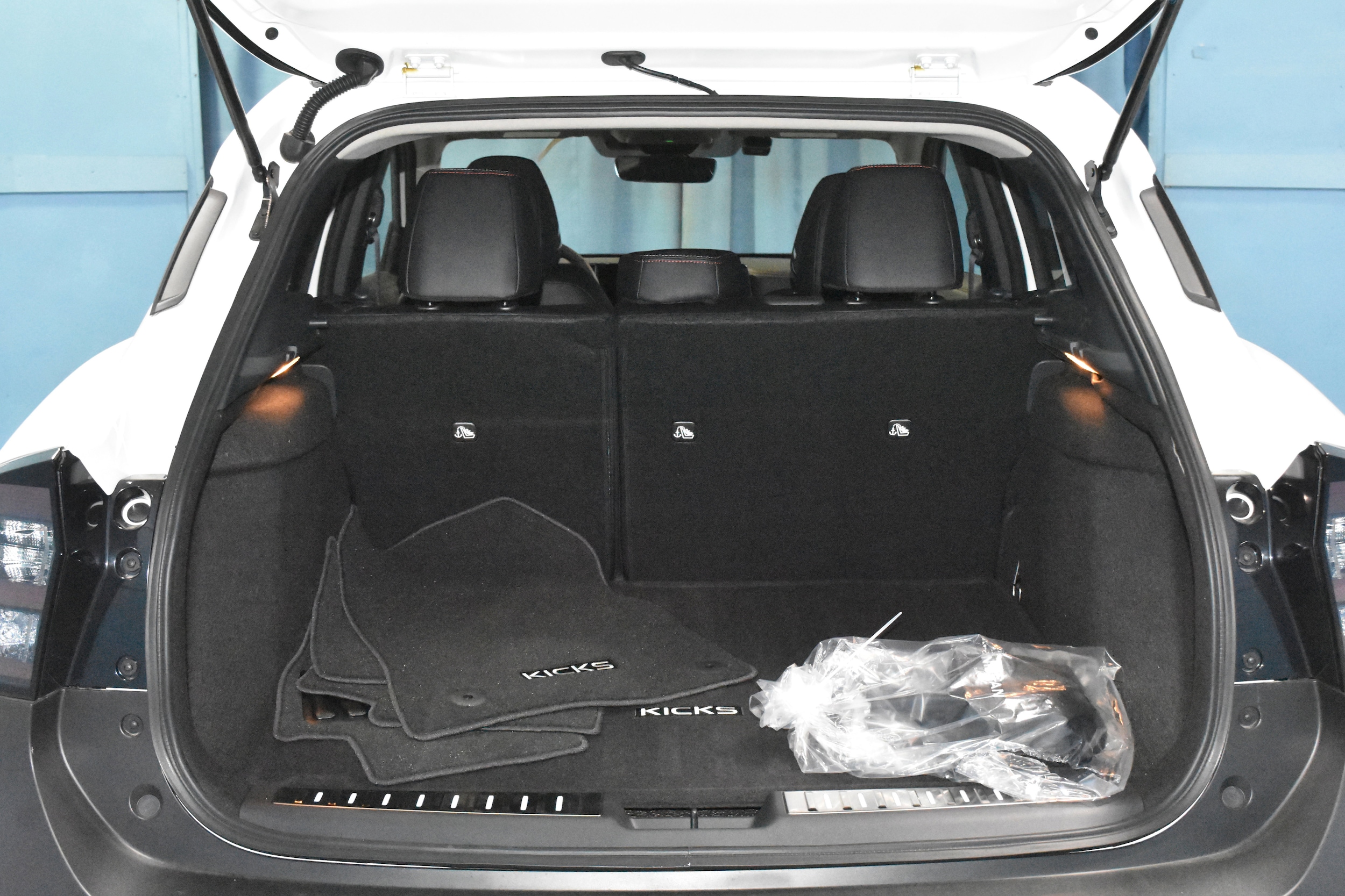 2026 Nissan KICKS SR AWD - Photo 26