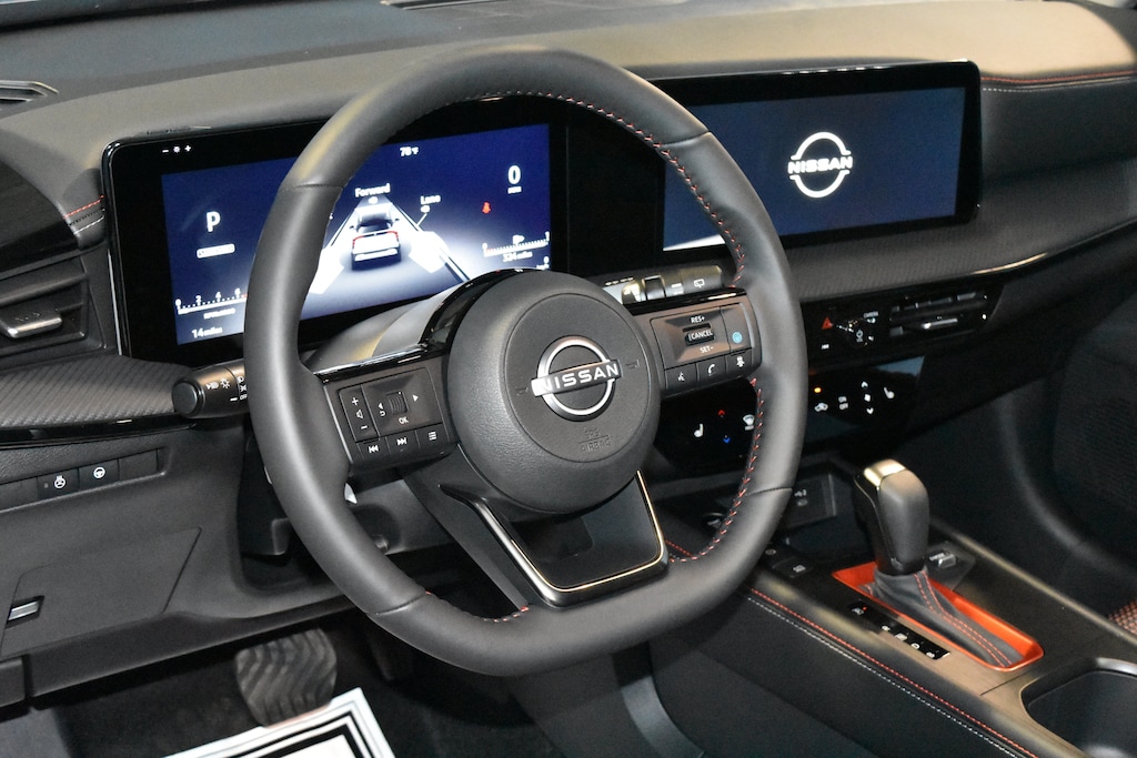 New 2026 Nissan Kicks SR SUV