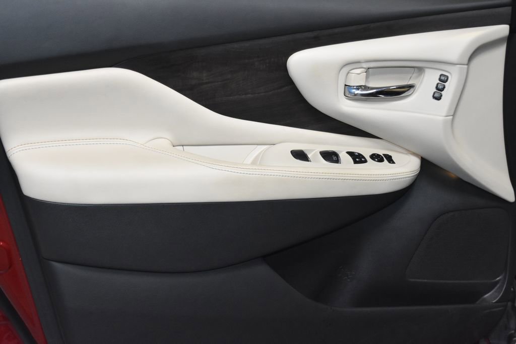 2023 Nissan Murano Platinum photo 3