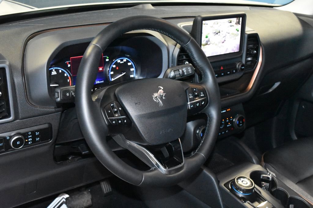 2024 Ford Bronco Sport Outer Banks photo 2