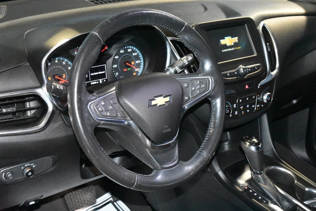 Used 2018 Chevrolet Equinox LT with VIN 2GNAXJEV3J6191049 for sale in Evansville, IN