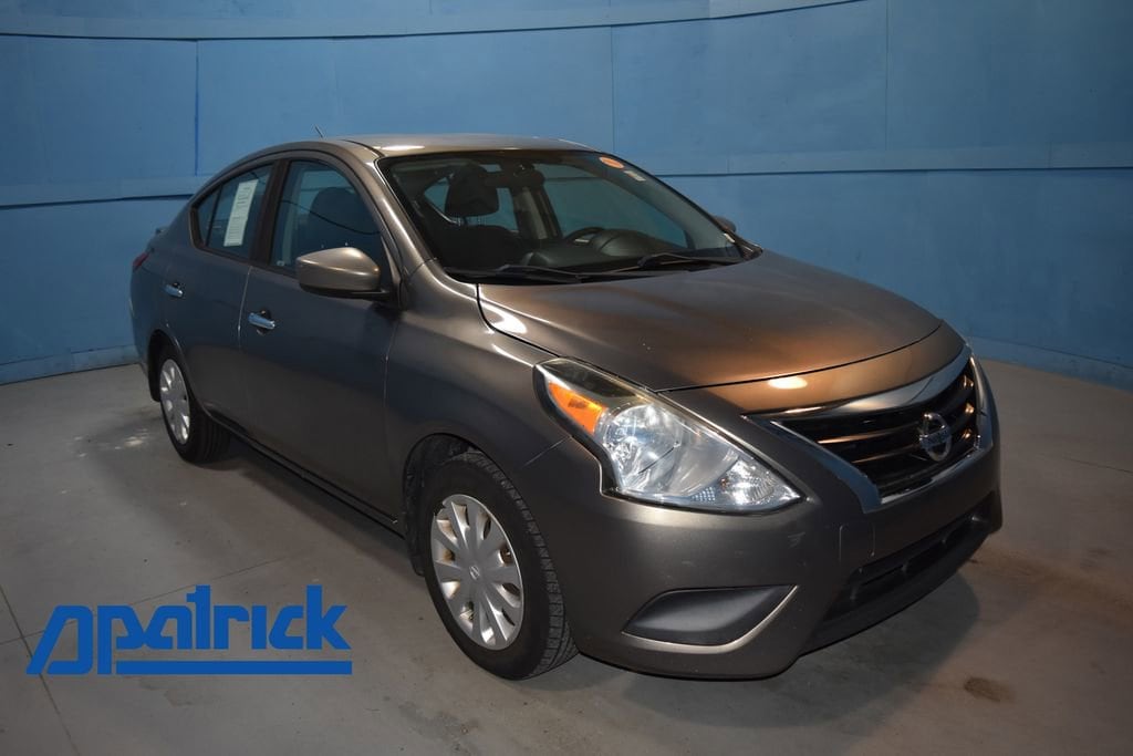 2016 Nissan Versa 1.6 SV CVT's photo