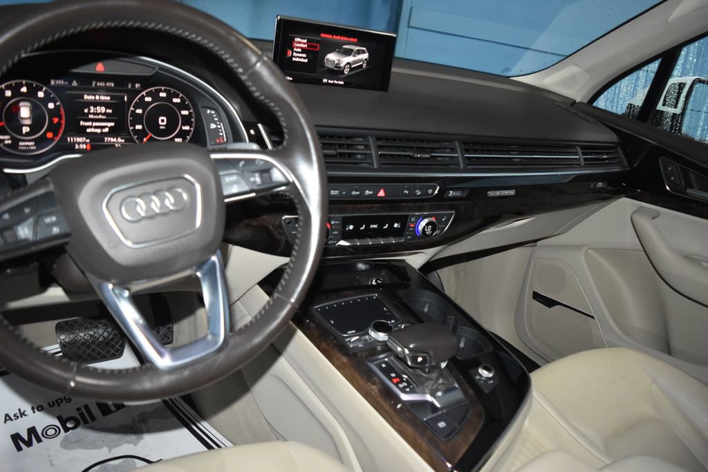 2018 Audi Q7 3.0T Prestige photo 2