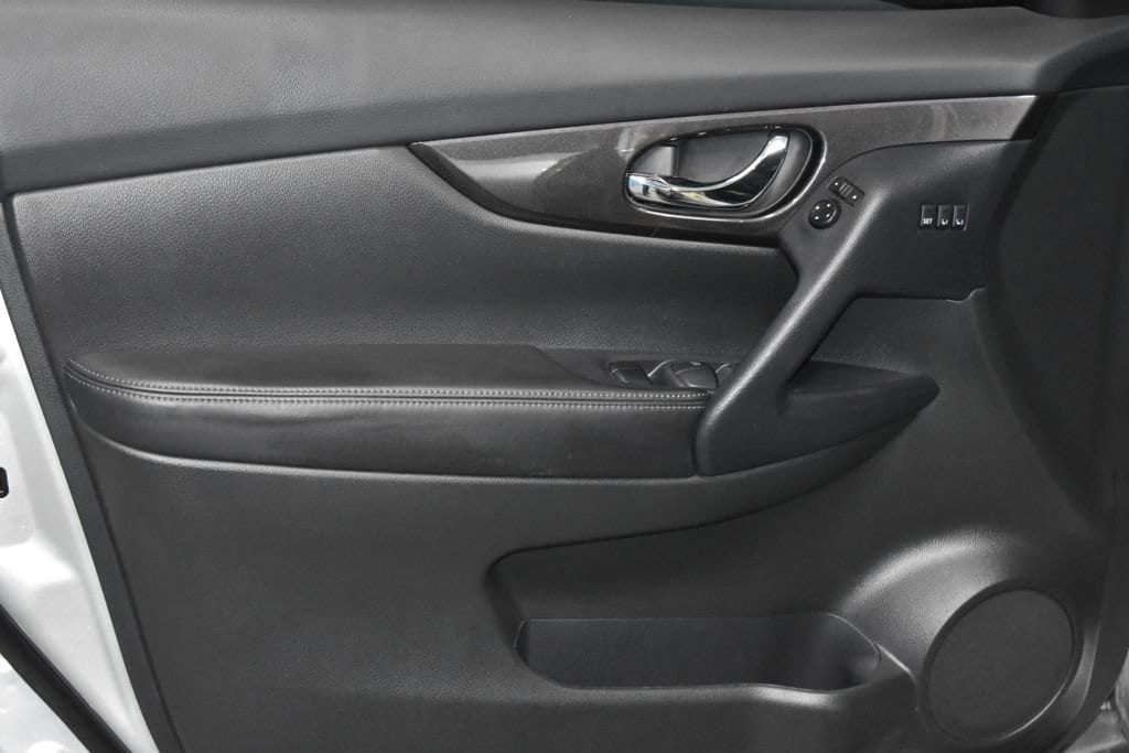 Used 2019 Nissan Rogue SV 4D Sport Utility