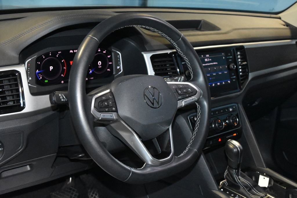 Used 2023 Volkswagen Atlas 3.6L V6 SE w/Technology 4D Sport Utility