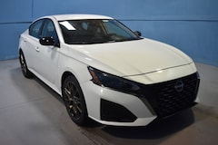 2025 Nissan Altima SR Sedan