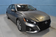 2025 Nissan Altima SL Sedan