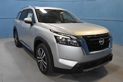 2025 Nissan Pathfinder Platinum SUV