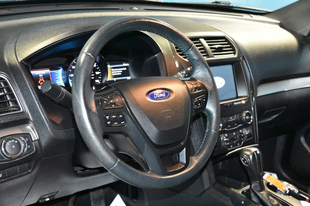 Used 2019 Ford Explorer XLT with VIN 1FM5K8D88KGB25462 for sale in Evansville, IN