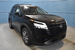 2026 Nissan Pathfinder SL SUV