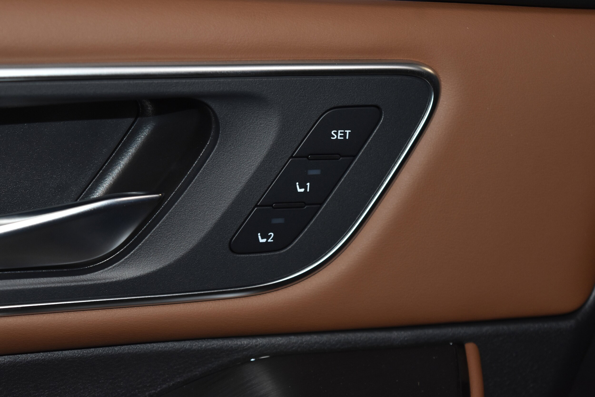 2026 Nissan Rogue Platinum photo 4