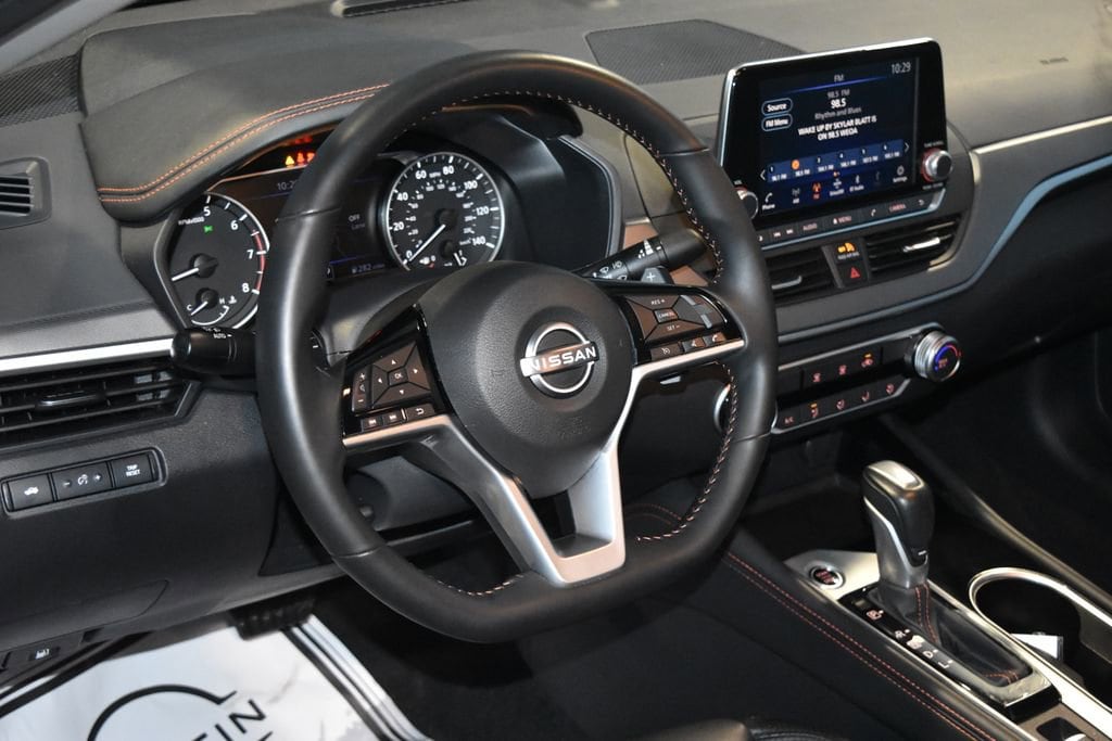 Certified 2025 Nissan Altima 2.5 SR 4D Sedan