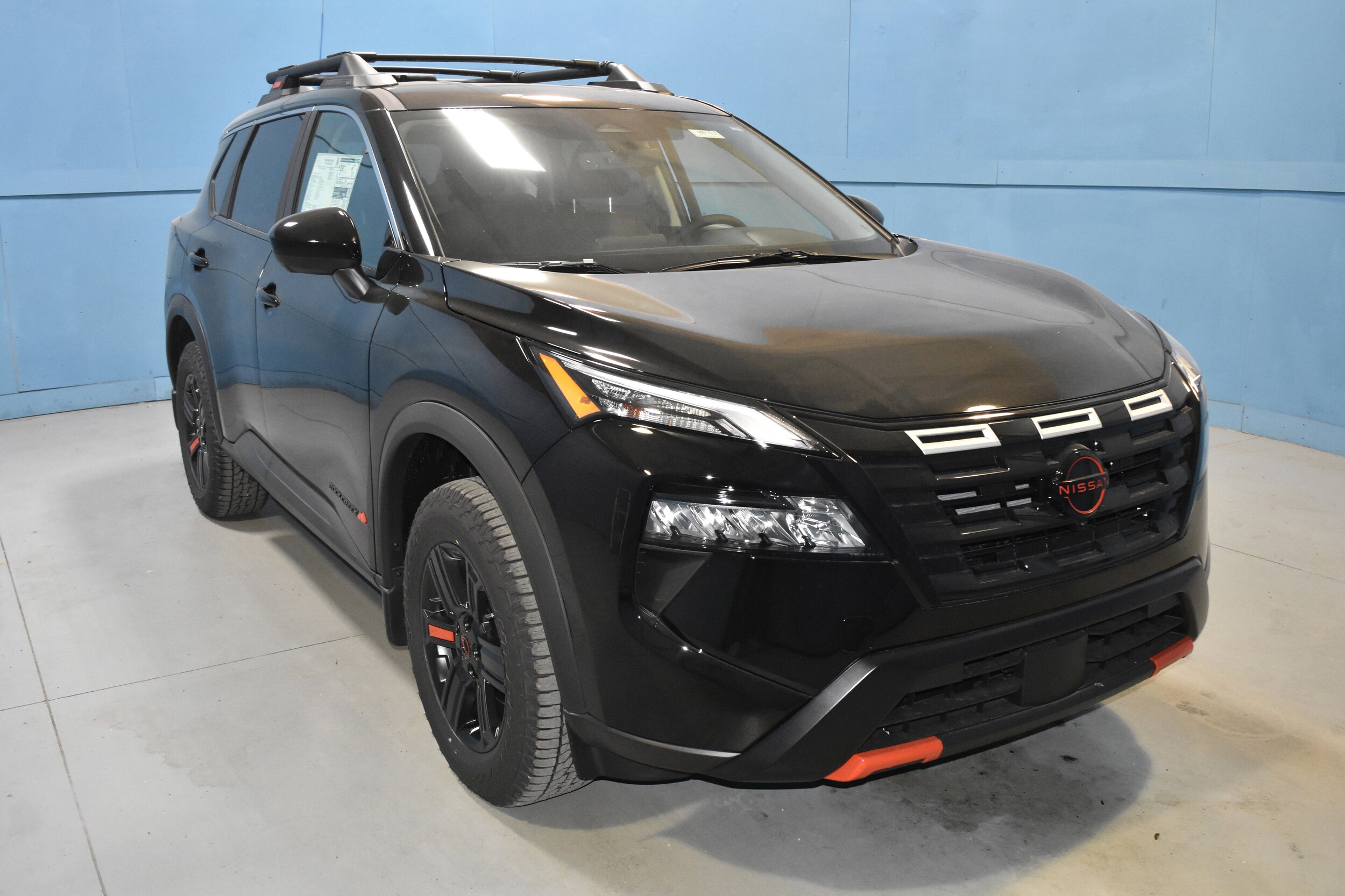 2026 Nissan Rogue SV photo 2