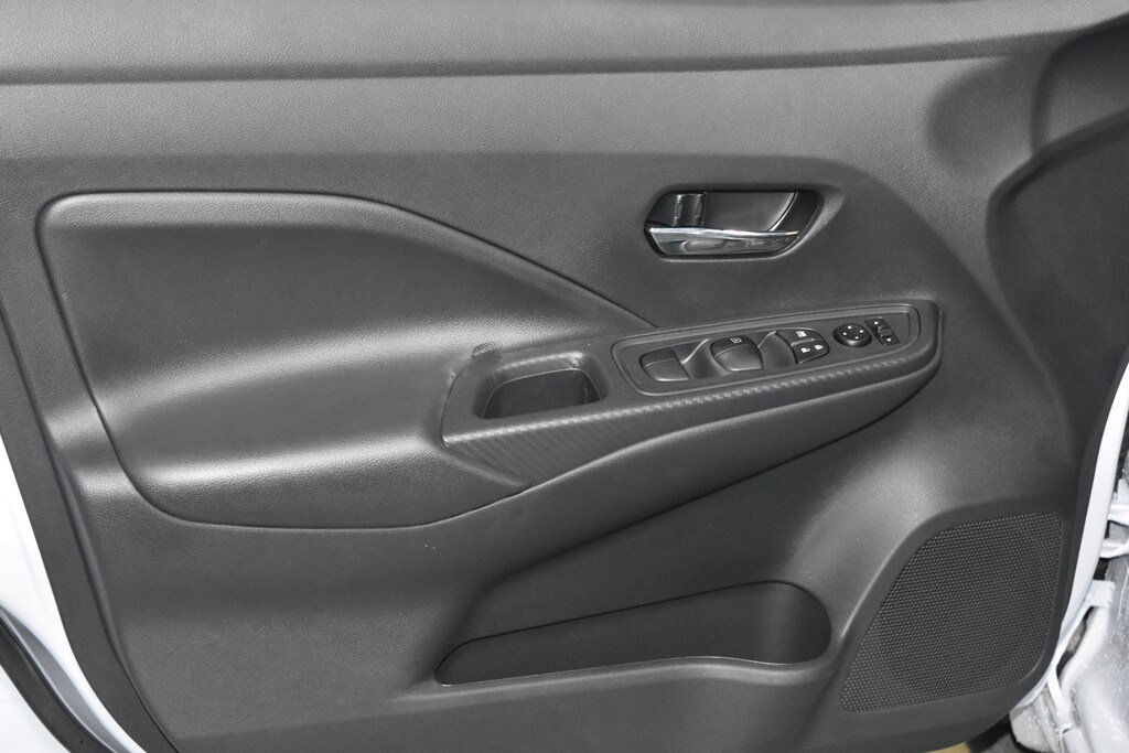 New 2025 Nissan Versa 1.6 SV Sedan