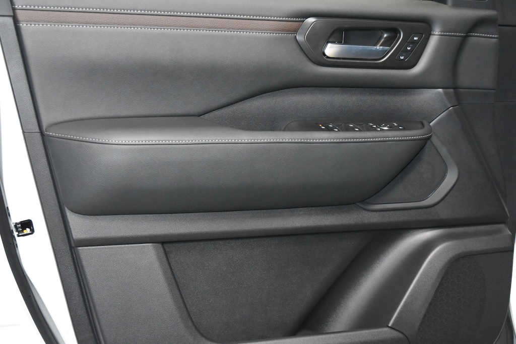 New 2026 Nissan Armada SL SUV