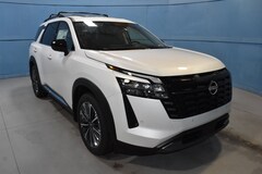 2026 Nissan Pathfinder Platinum SUV