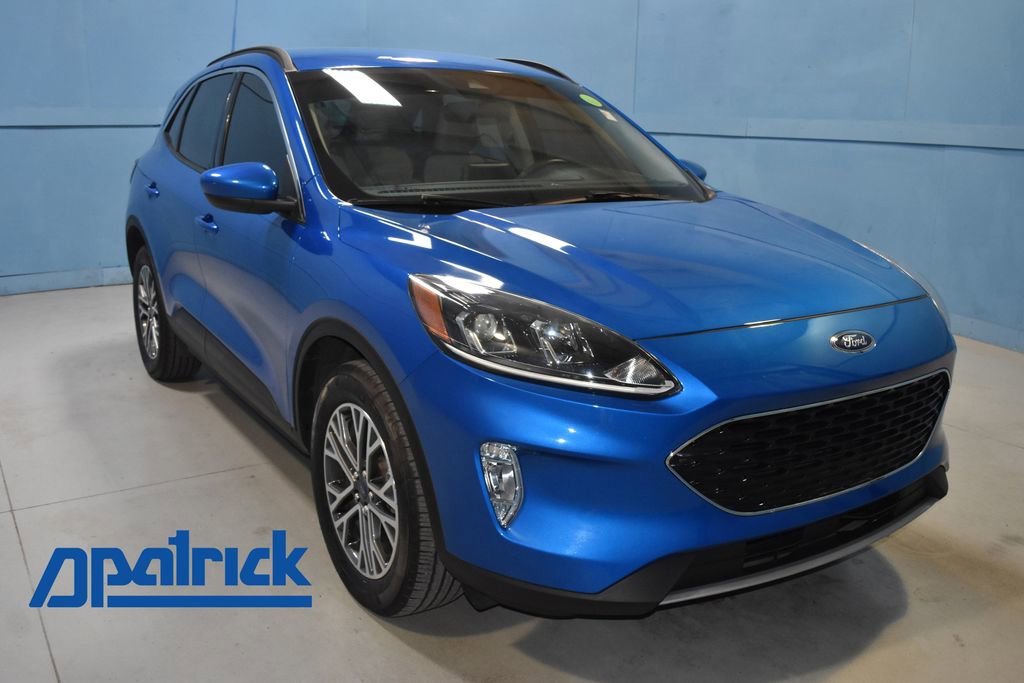 2020 Ford Escape SEL Sport photo 2
