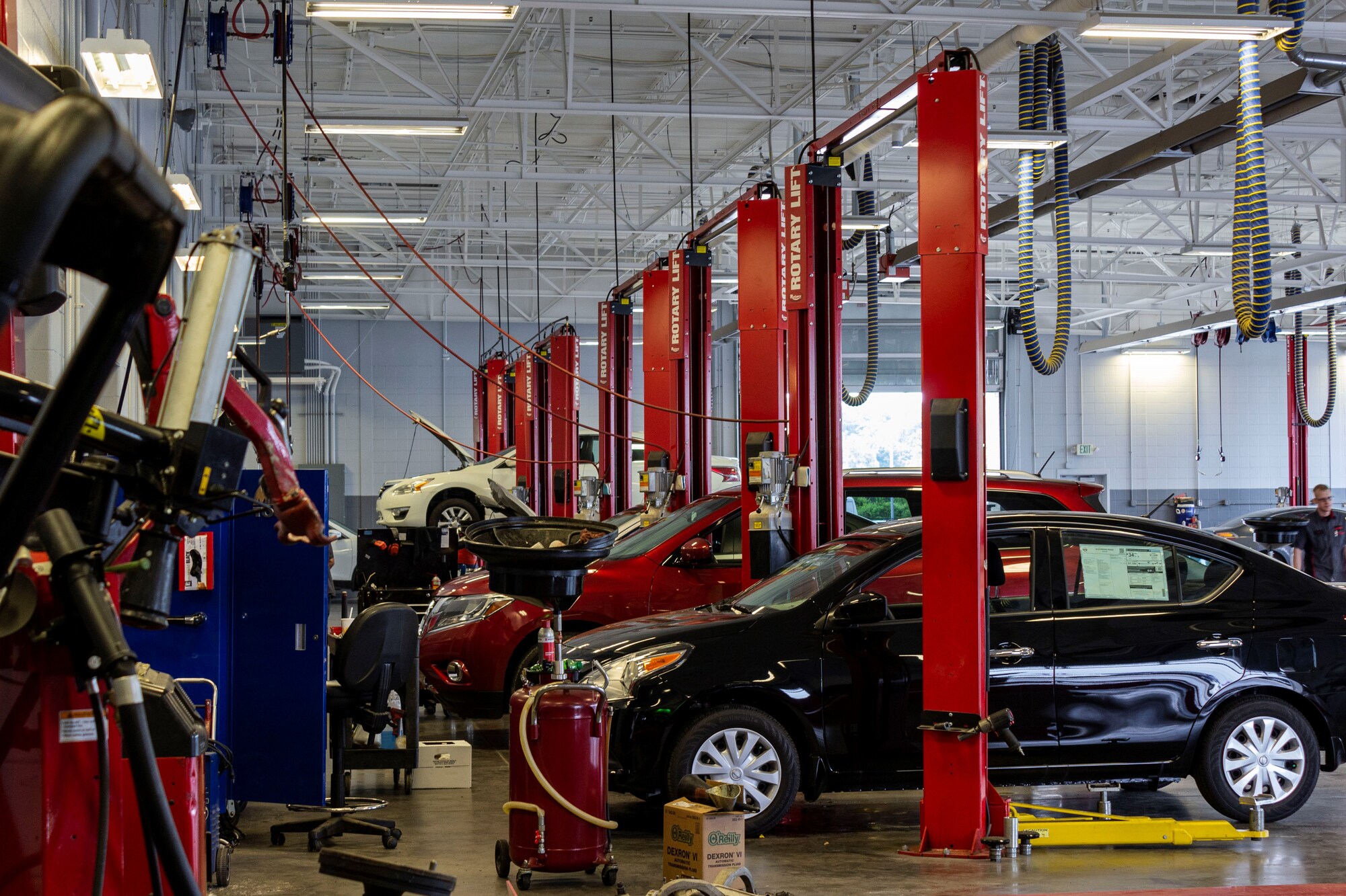 Fast Oil Changes Near Me at D-Patrick Nissan in Evansville | Nissan Express Service