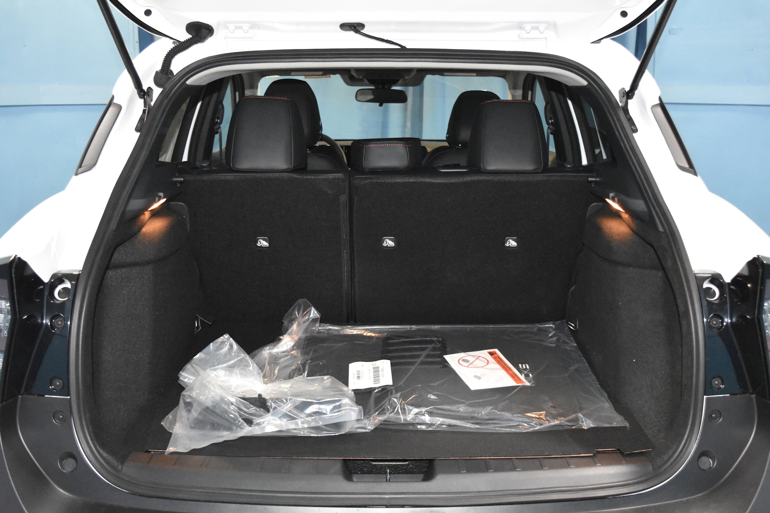 2025 Nissan Kicks SR AWD - Photo 26