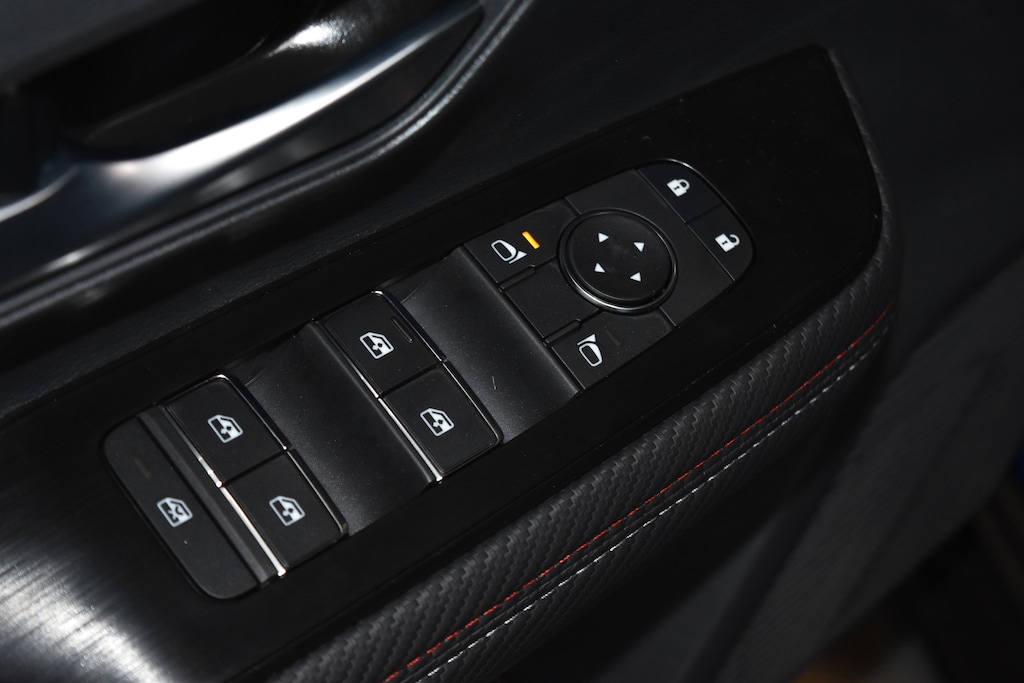 New 2026 Nissan Kicks SR SUV