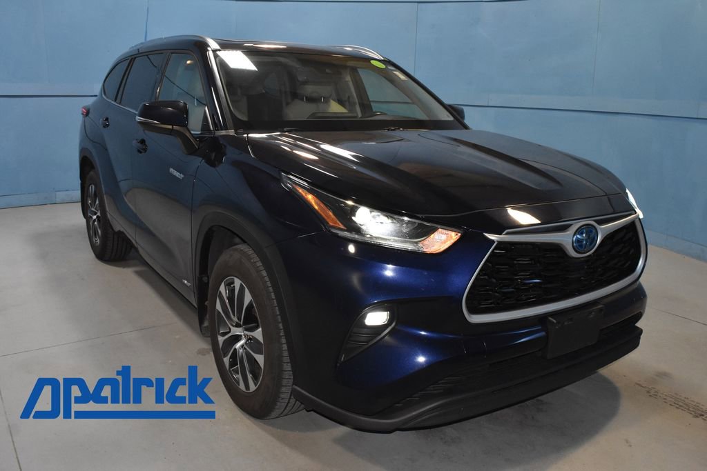 2021 Toyota Highlander Hybrid XLE Sport photo 2