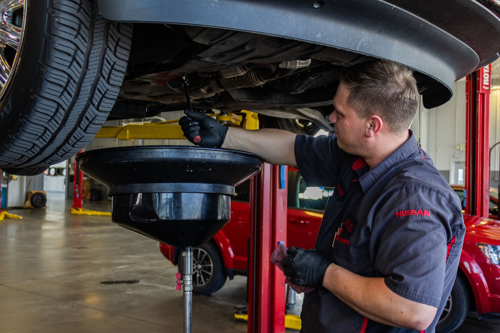 Fast Oil Changes Near Me at DPatrick Nissan in Evansville Nissan Express Service
