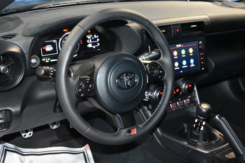 2025 Toyota GR86 Premium photo 2