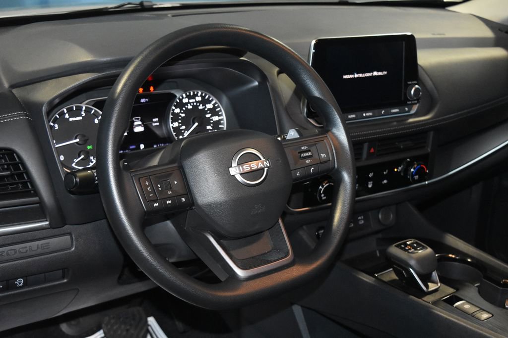 2025 Nissan Rogue S photo 2