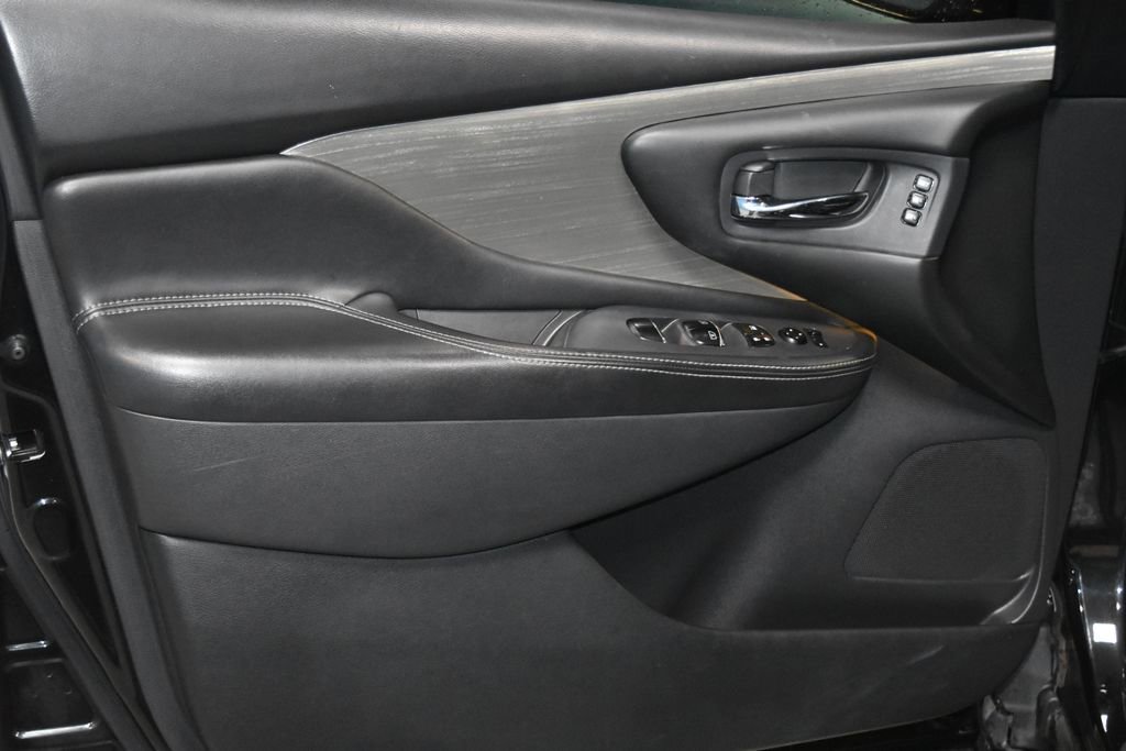 2018 Nissan Murano SL photo 3