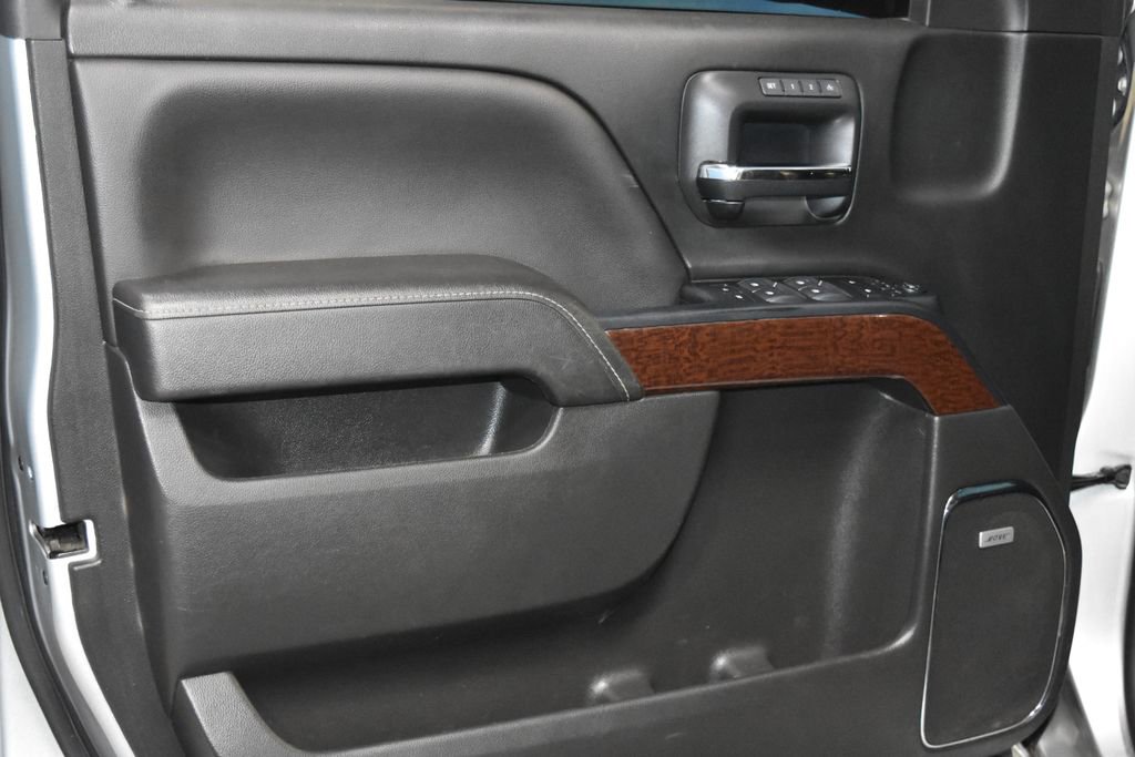2017 Gmc Sierra 1500 SLT photo 3