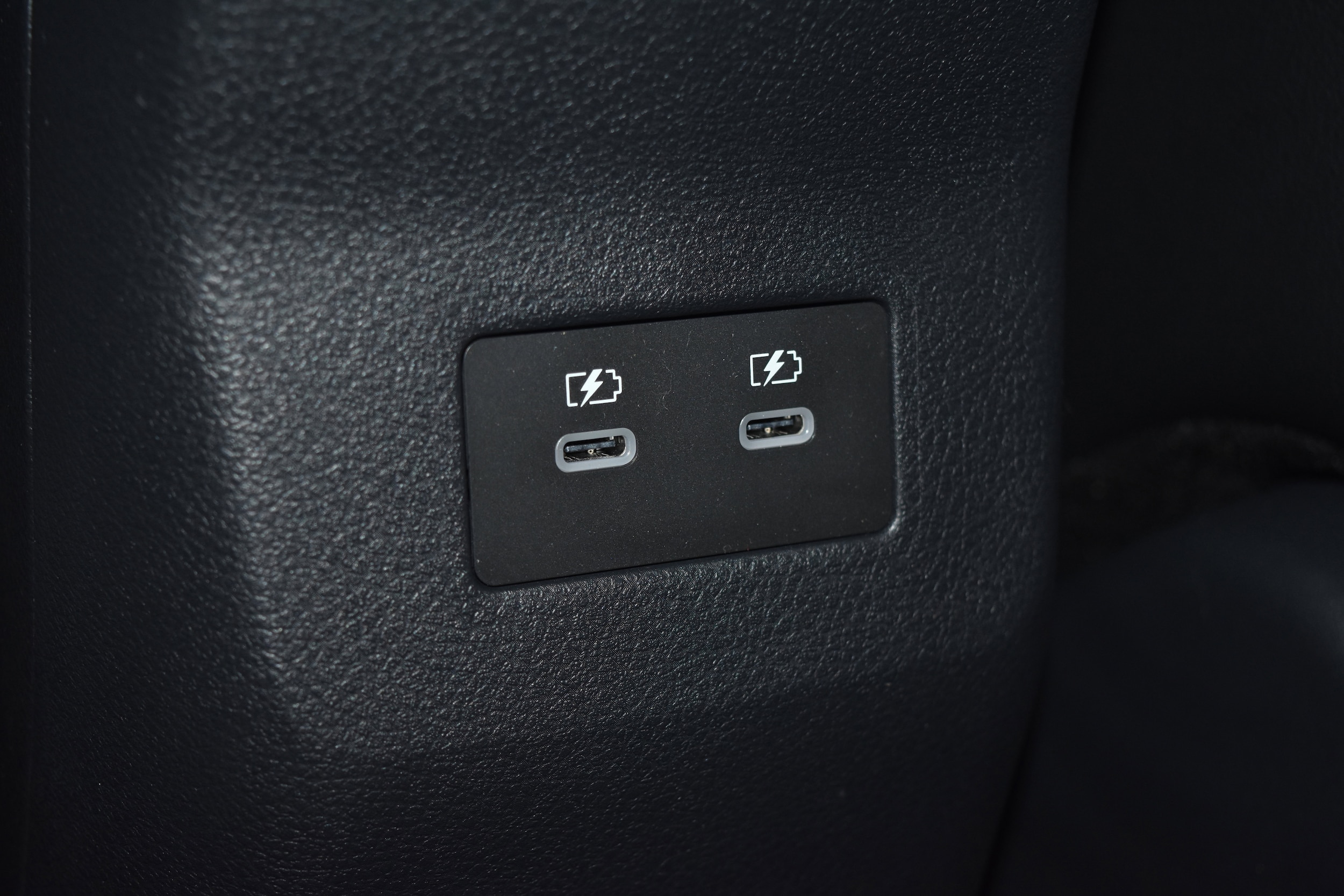 2025 Nissan Kicks SR AWD - Photo 18