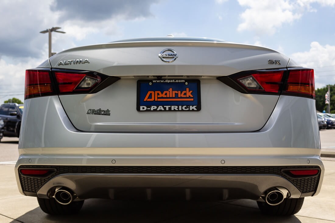 Nissan dealer in Evansville Indiana DPatrick Nissan Sales and Service