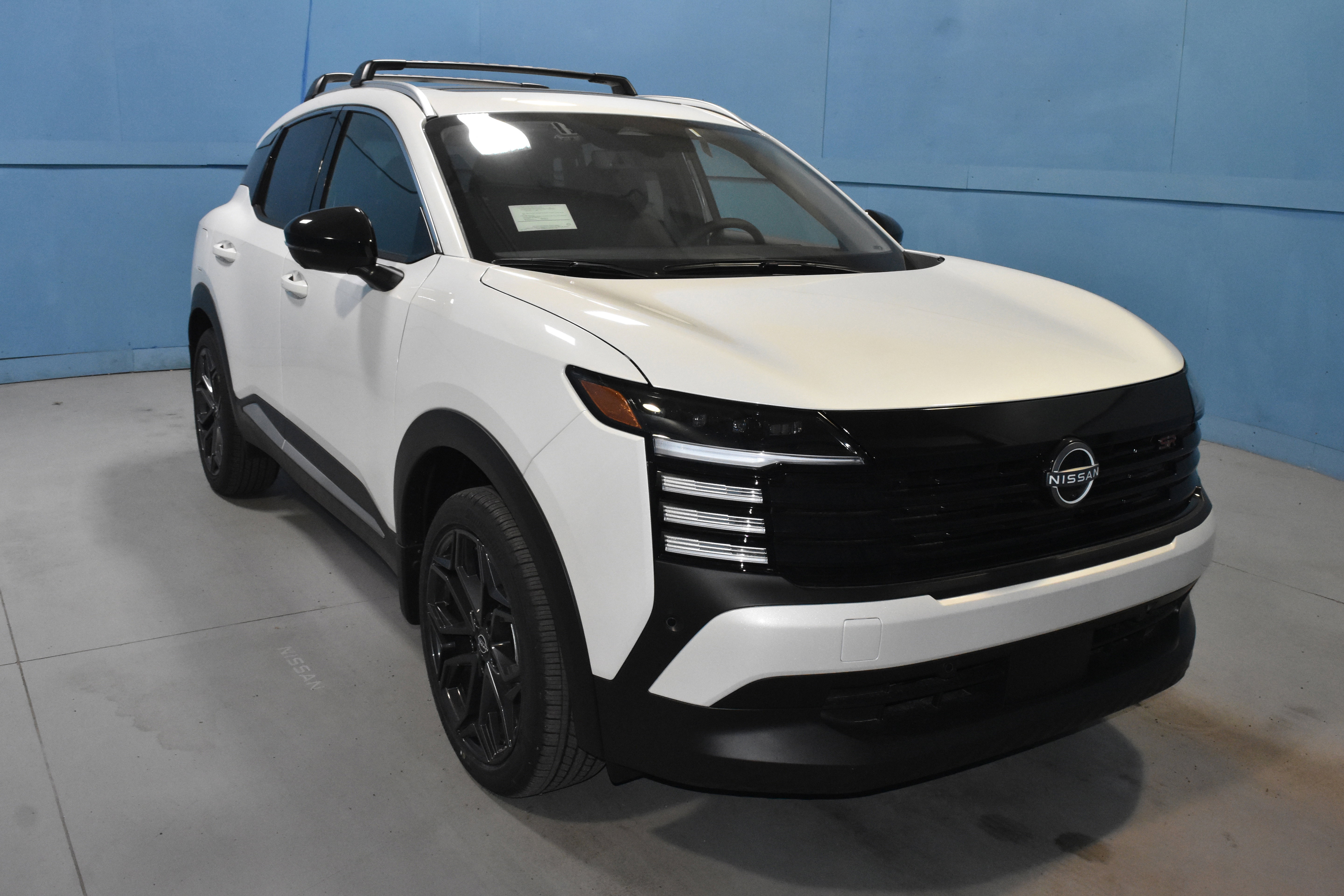 2026 Nissan Kicks SR SUV