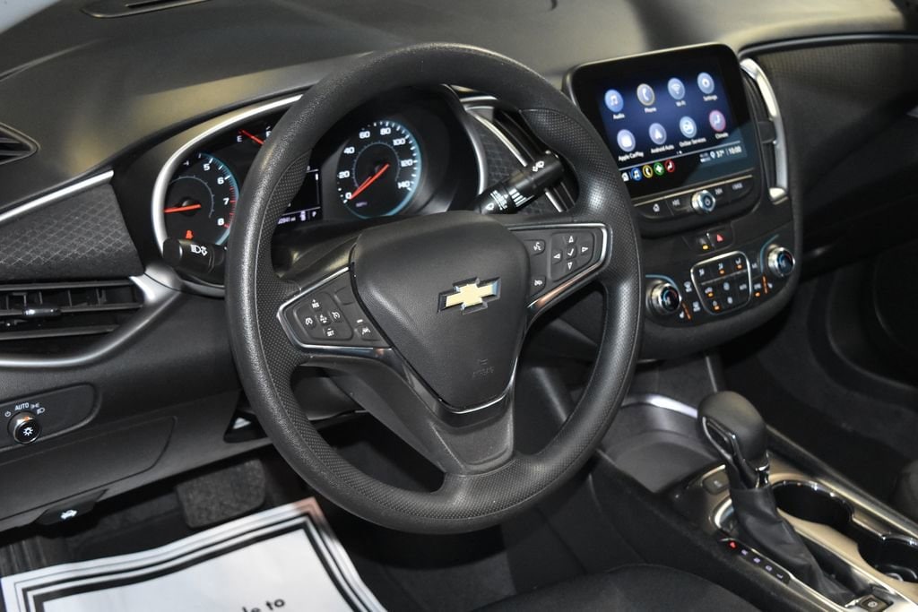 Used 2025 Chevrolet Malibu LT 4D Sedan