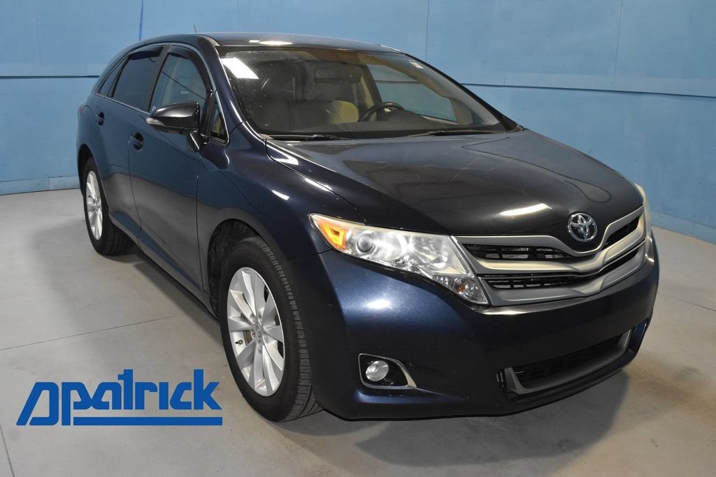 2015 Toyota Venza LE AWD L4's photo