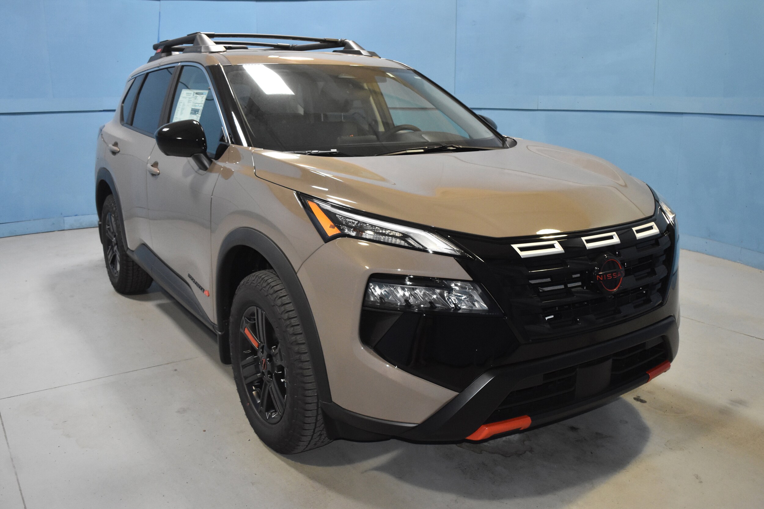 2026 Nissan Rogue SV photo 2
