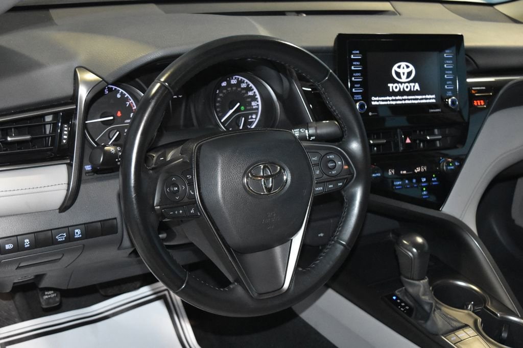 Used 2022 Toyota Camry SE with VIN 4T1G11AK9NU686701 for sale in Evansville, IN