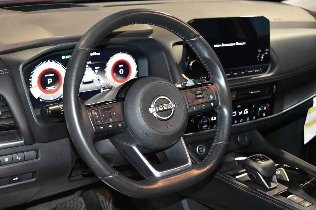 Certified 2023 Nissan Rogue Platinum with VIN JN8BT3DD3PW307530 for sale in Evansville, IN
