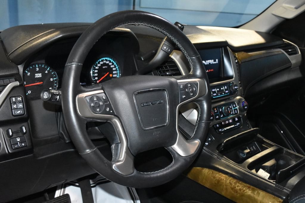 Used 2017 GMC Yukon Denali with VIN 1GKS2CKJ9HR401259 for sale in Evansville, IN